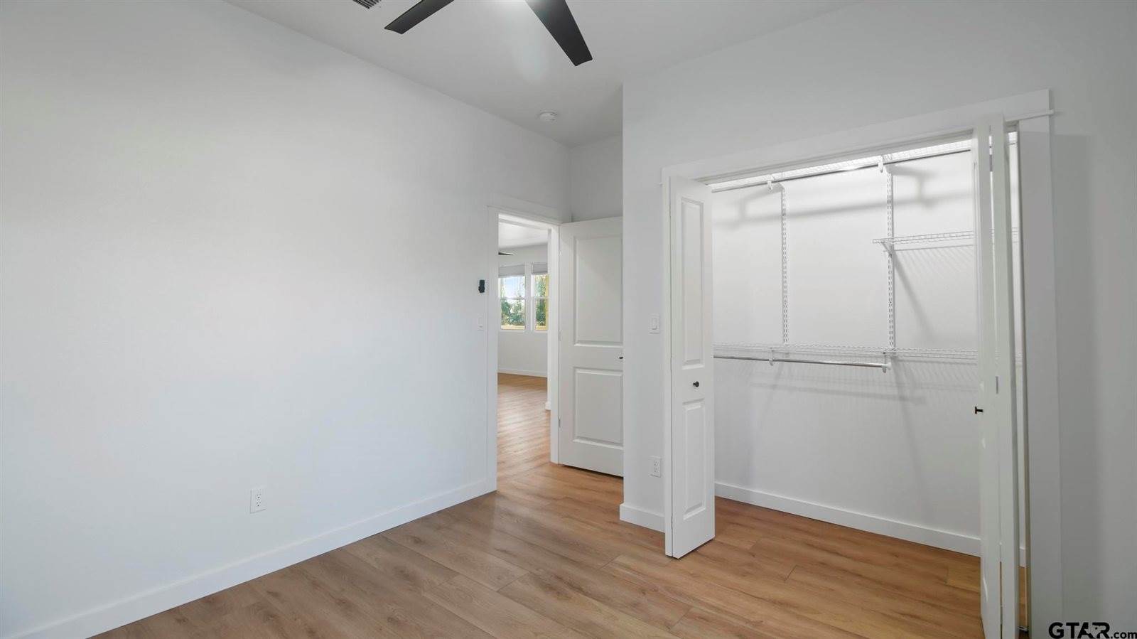 837 Red Bud Cir, Bullard, TX 75757