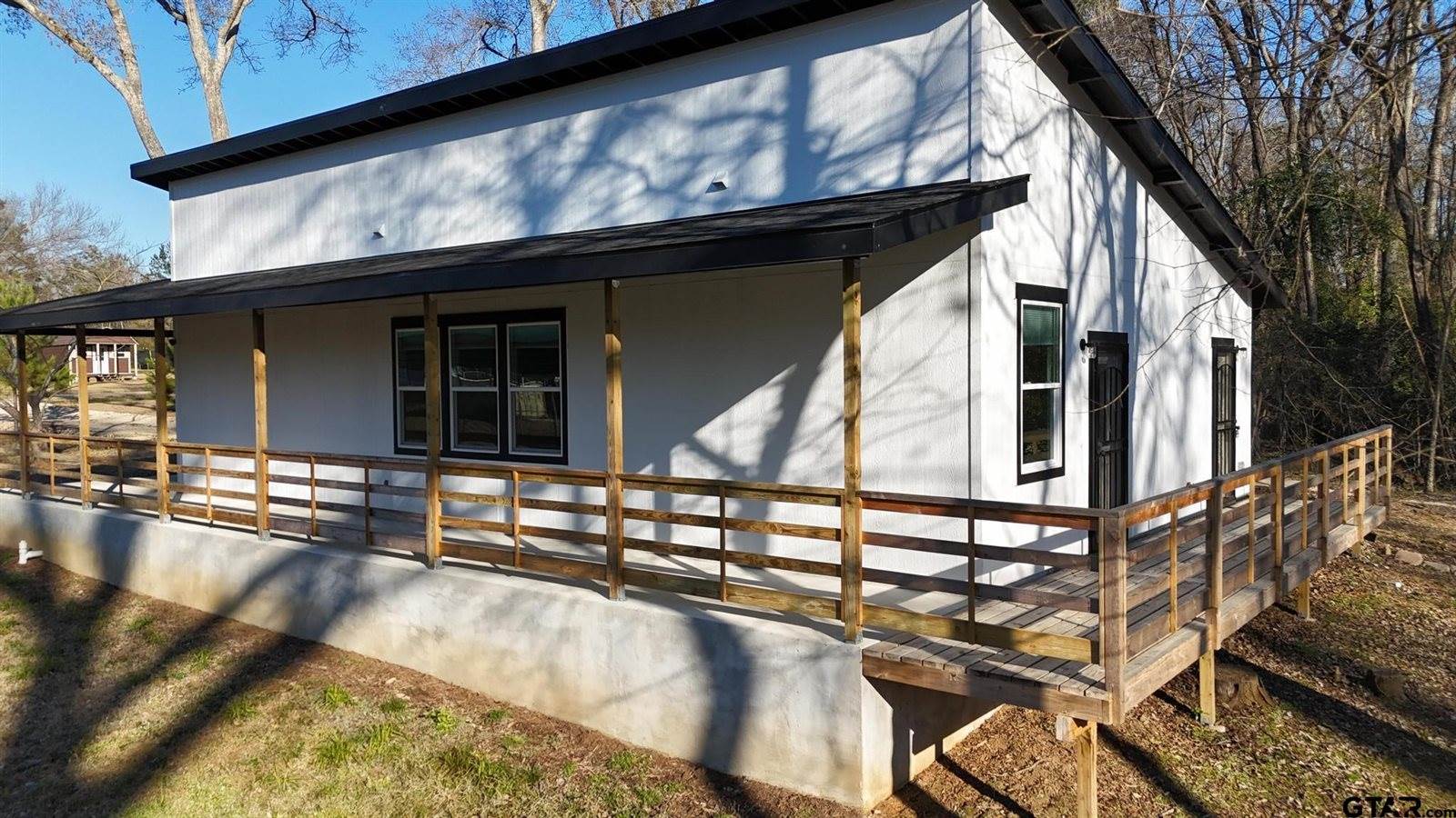 837 Red Bud Cir, Bullard, TX 75757