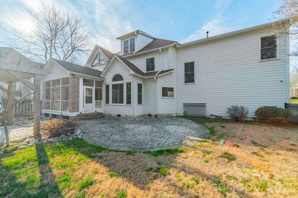 3306 Savannah Hills Drive, Matthews, NC 28105