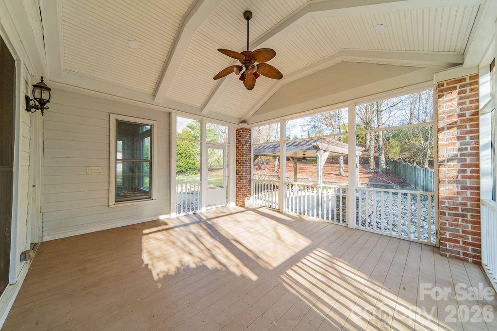 3306 Savannah Hills Drive, Matthews, NC 28105