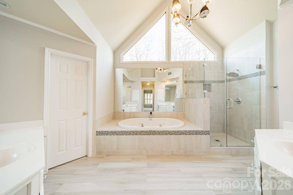 3306 Savannah Hills Drive, Matthews, NC 28105