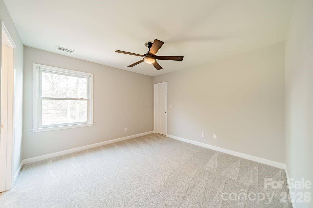 3306 Savannah Hills Drive, Matthews, NC 28105