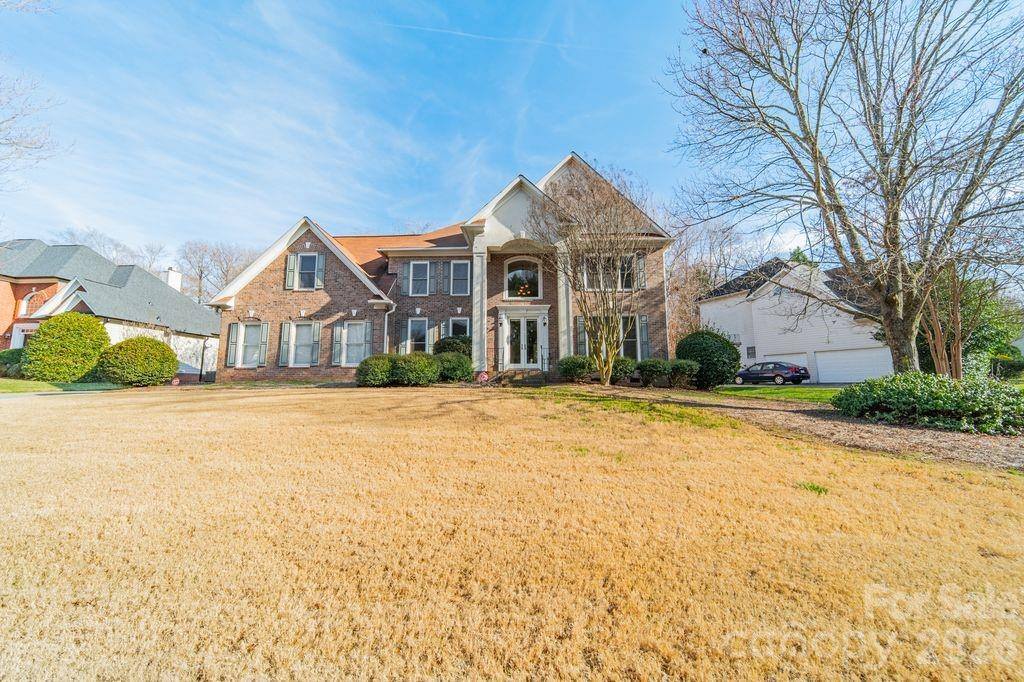 3306 Savannah Hills Drive, Matthews, NC 28105