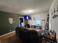 510 12th Avenue, Sterling, IL 61081