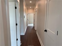 6788 Ellehue Lane, Bryan, TX 77808