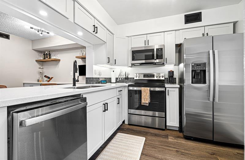 4620 W Mcnab Rd B1, #B1, Pompano Beach, FL 33069