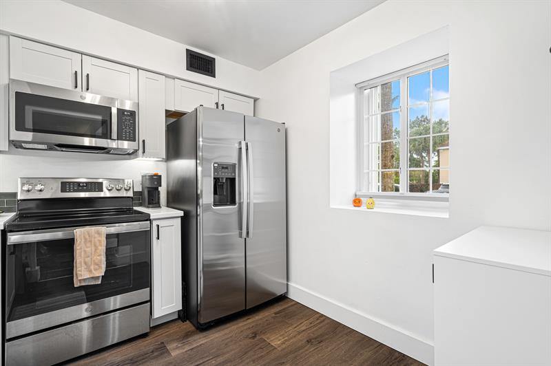 4620 W Mcnab Rd B1, #B1, Pompano Beach, FL 33069