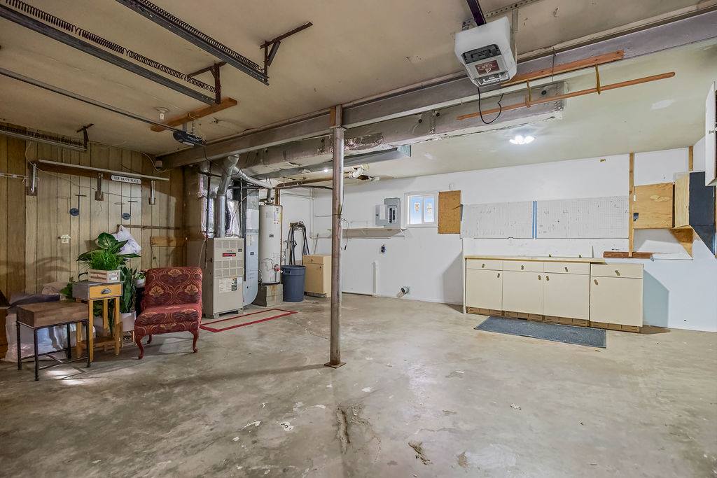 4542 W 50th Street, Roeland Park, KS 66205