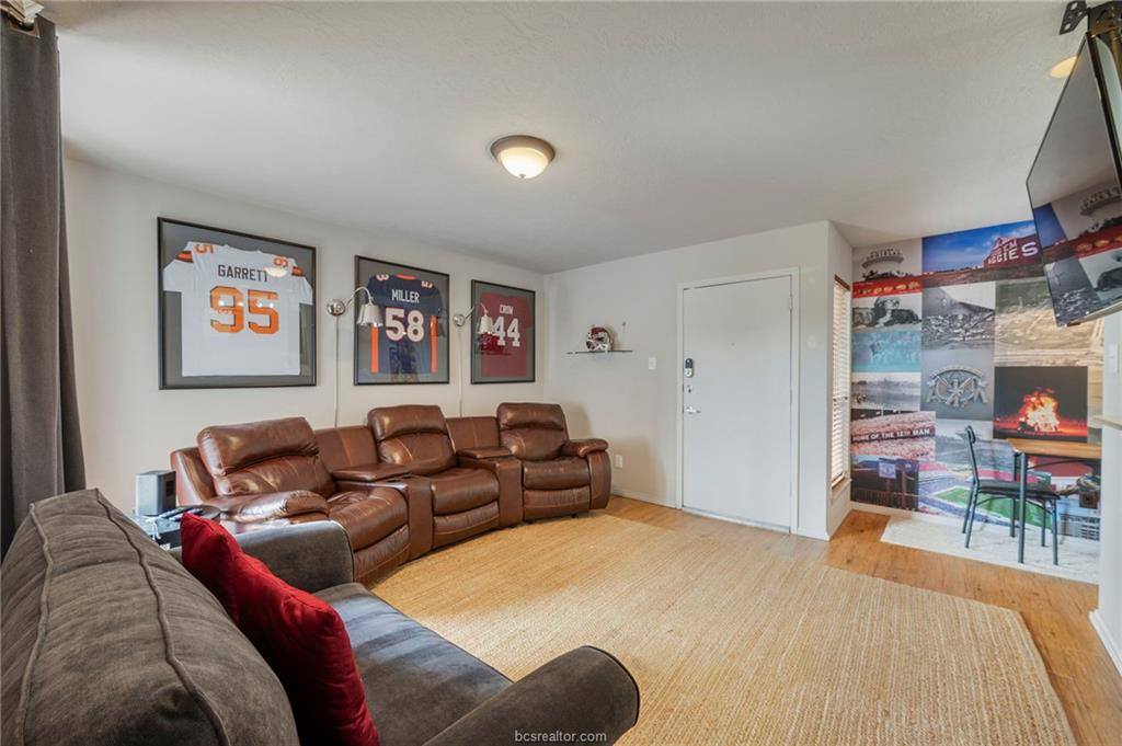 1901 Holleman Drive, College Station, TX 77840