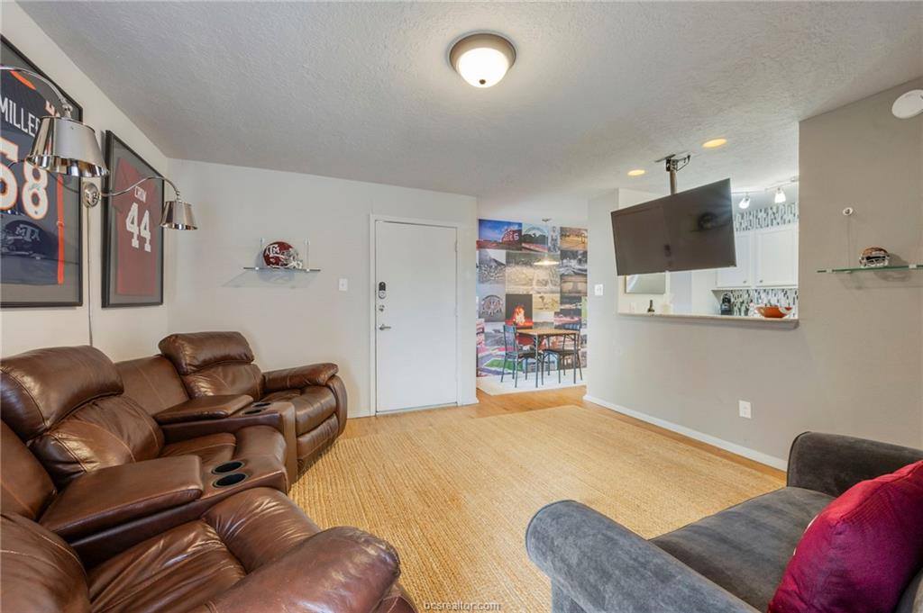 1901 Holleman Drive, College Station, TX 77840