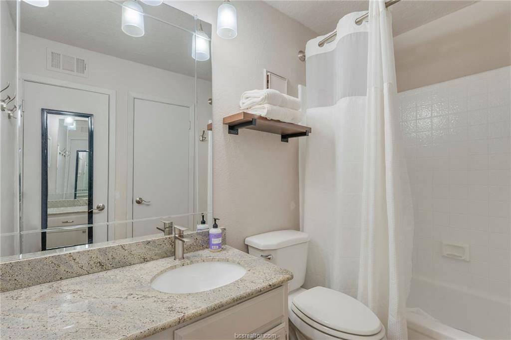 1901 Holleman Drive, College Station, TX 77840