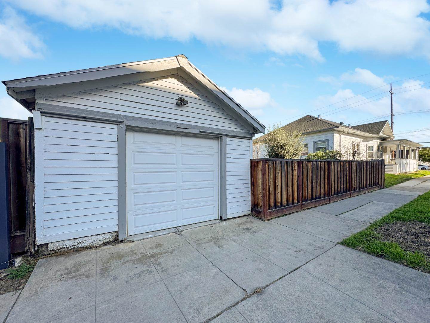 305 E Empire ST, San Jose, CA 95112