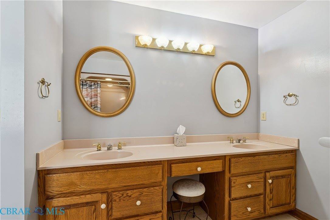 6253 Ark Road, Gloucester, VA 23061