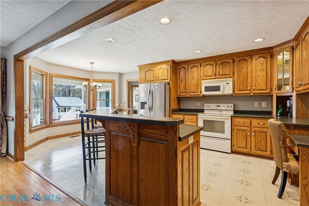 6253 Ark Road, Gloucester, VA 23061