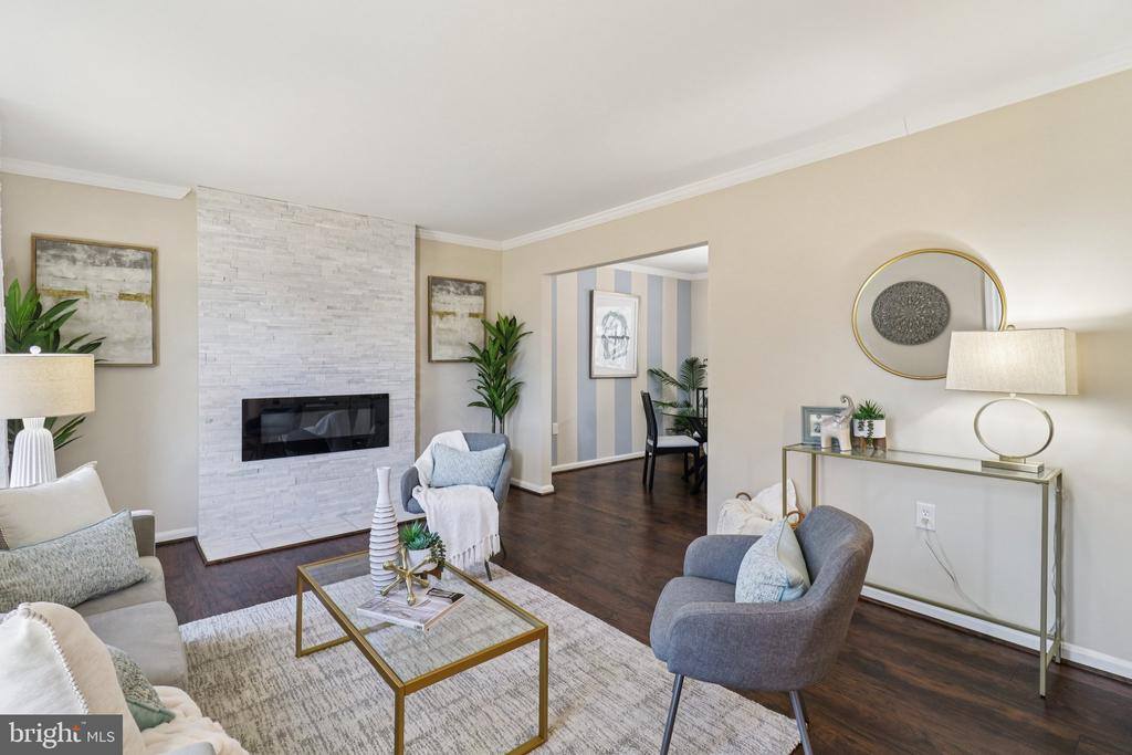 16920 Glen Oak Run, Rockville, MD 20855