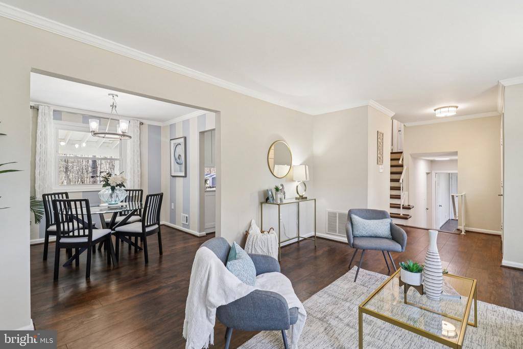 16920 Glen Oak Run, Rockville, MD 20855