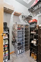 1627 Gryn Dr, Iowa City, IA 52246