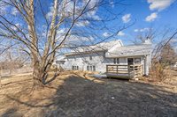 1627 Gryn Dr, Iowa City, IA 52246