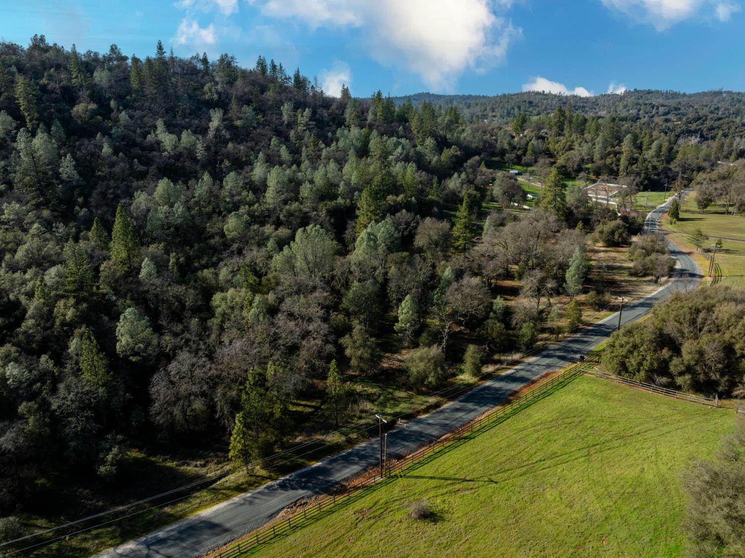 22130 Iron Horse Drive, Grass Valley, CA 95949