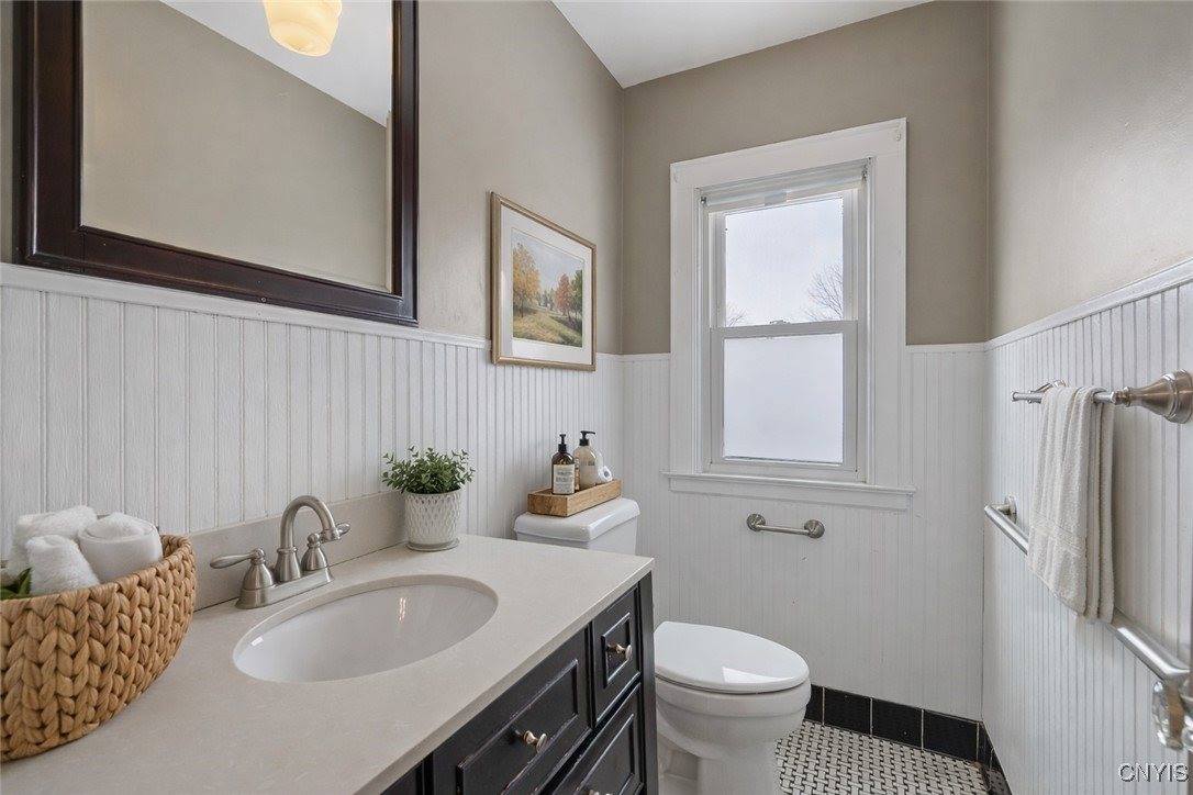 200 Milford Drive West, Syracuse, NY 13206