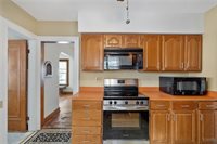 200 Milford Drive West, Syracuse, NY 13206