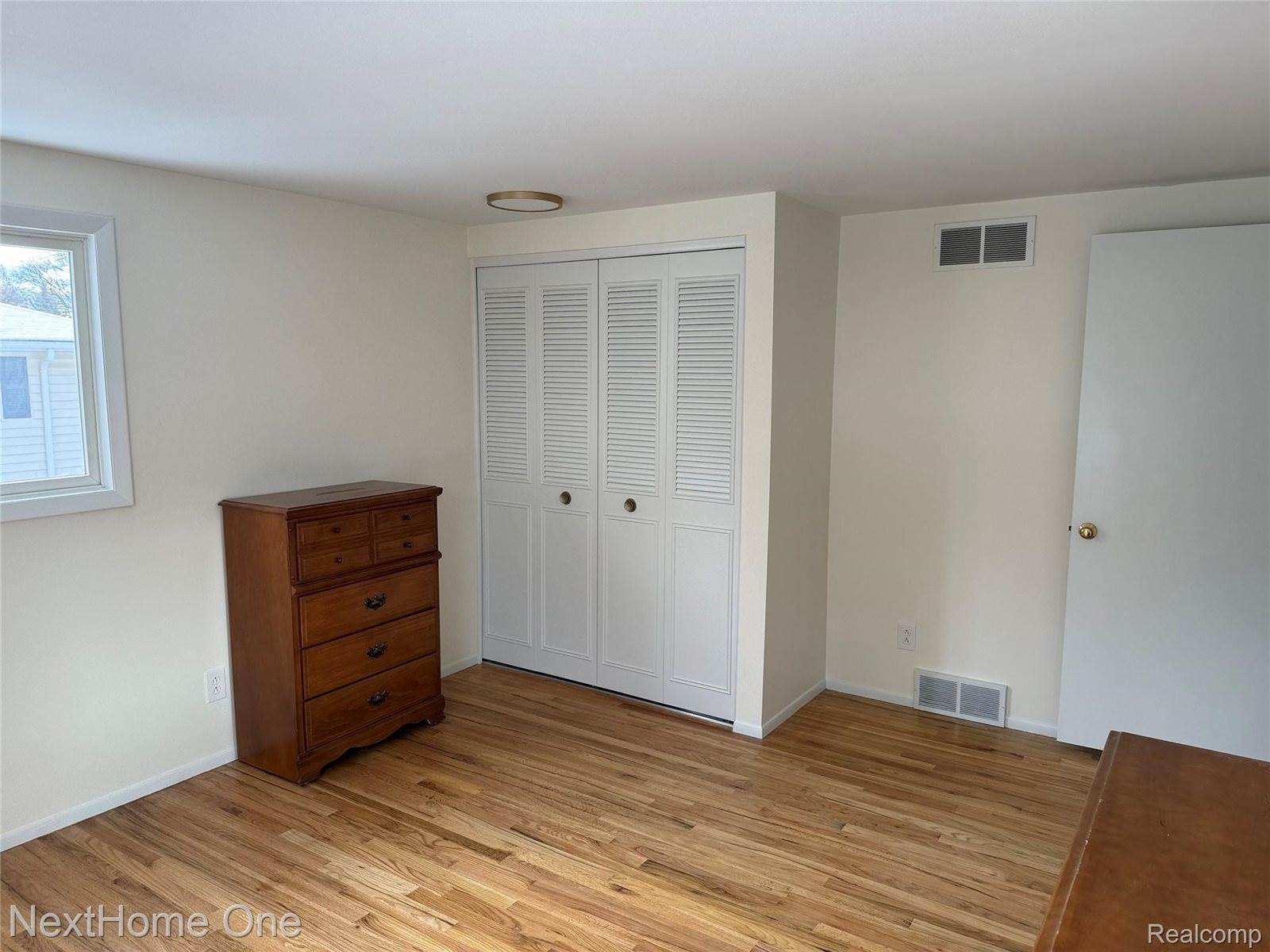 1601 North Fairview Avenue, LansingCity_Ingham, MI 48912