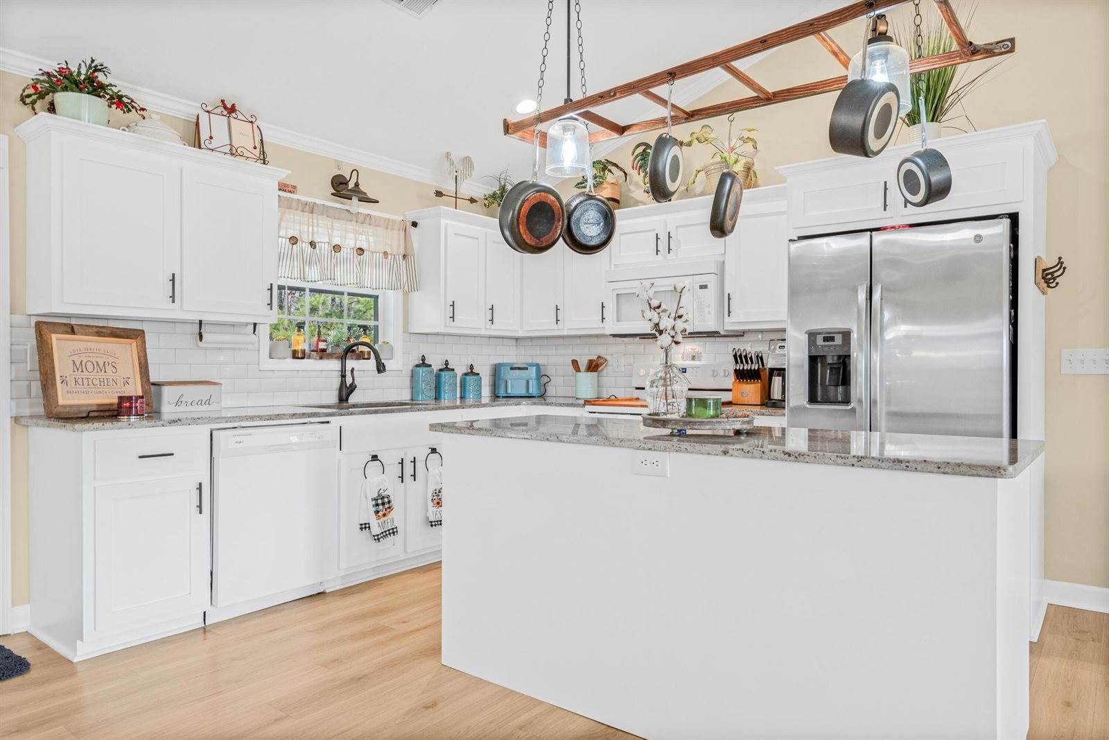 4382 Watermill Road, Mullins, SC 29574