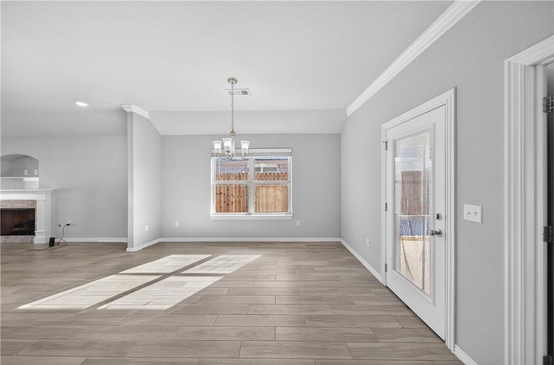 971 Lakeview Drive, Centerton, AR 72719