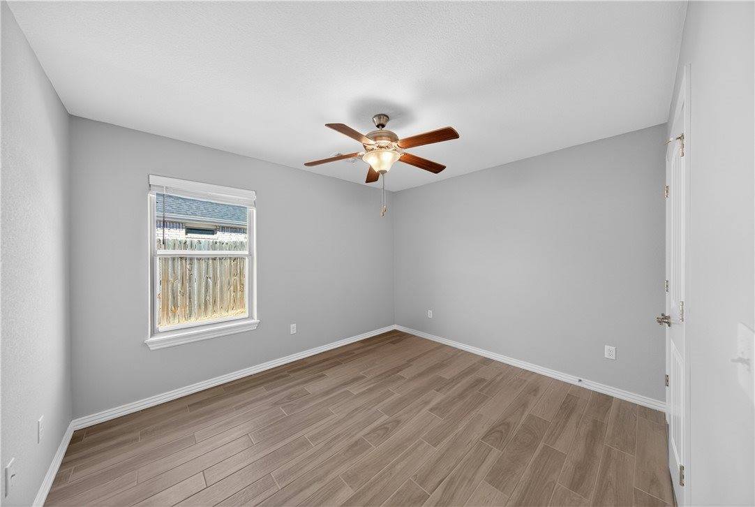 971 Lakeview Drive, Centerton, AR 72719