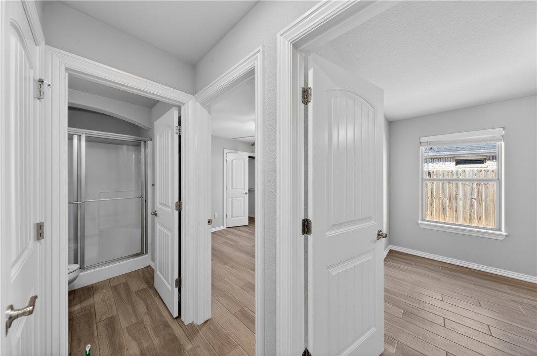 971 Lakeview Drive, Centerton, AR 72719