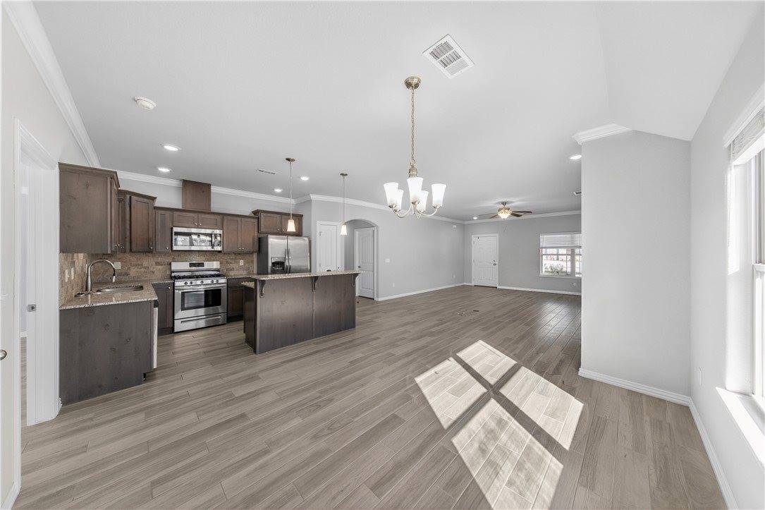 971 Lakeview Drive, Centerton, AR 72719