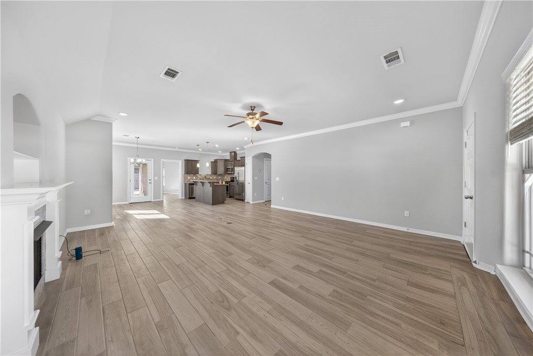 971 Lakeview Drive, Centerton, AR 72719