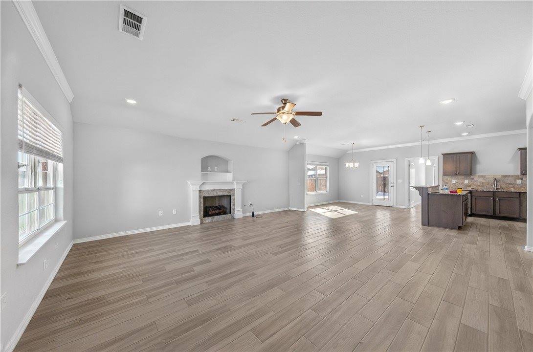 971 Lakeview Drive, Centerton, AR 72719