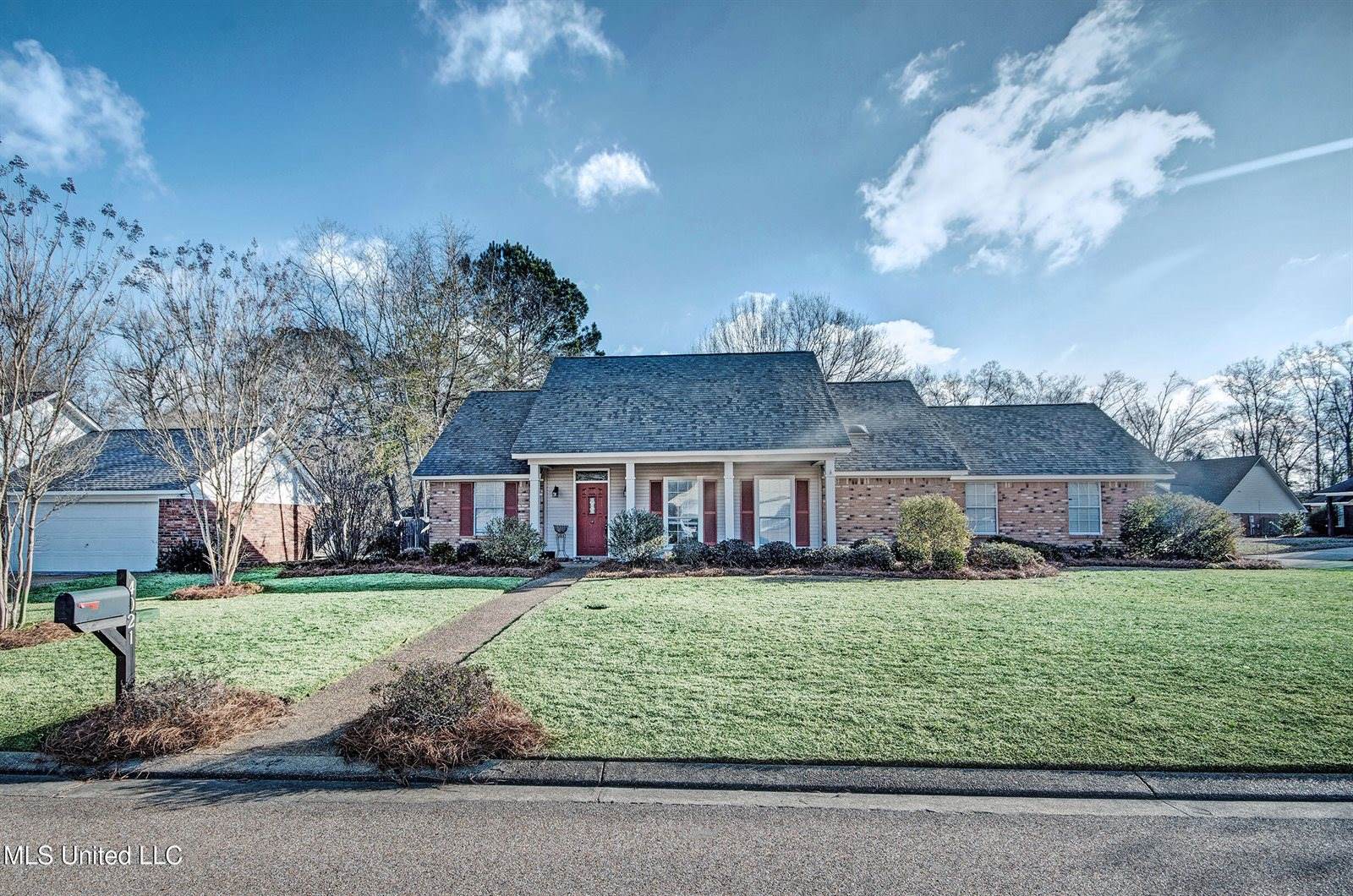 4021 Brookwood Drive, Flowood, MS 39232