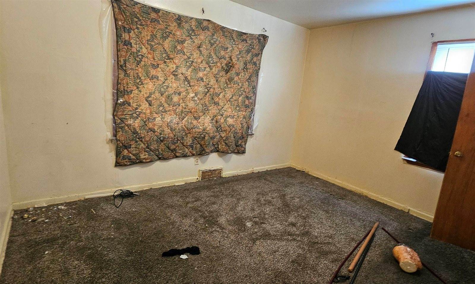 2421 East 22nd ST N, Wichita, KS 67219