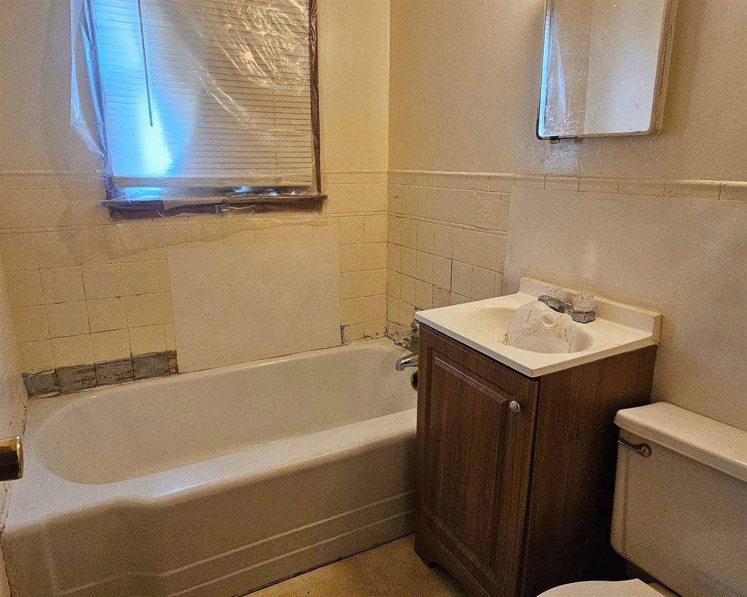 2421 East 22nd ST N, Wichita, KS 67219