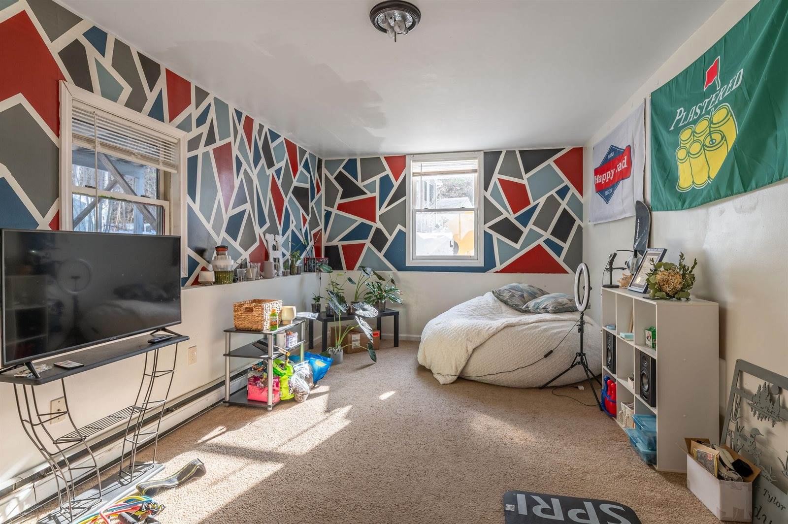 30 Yankee Avenue, Bangor, ME 04401