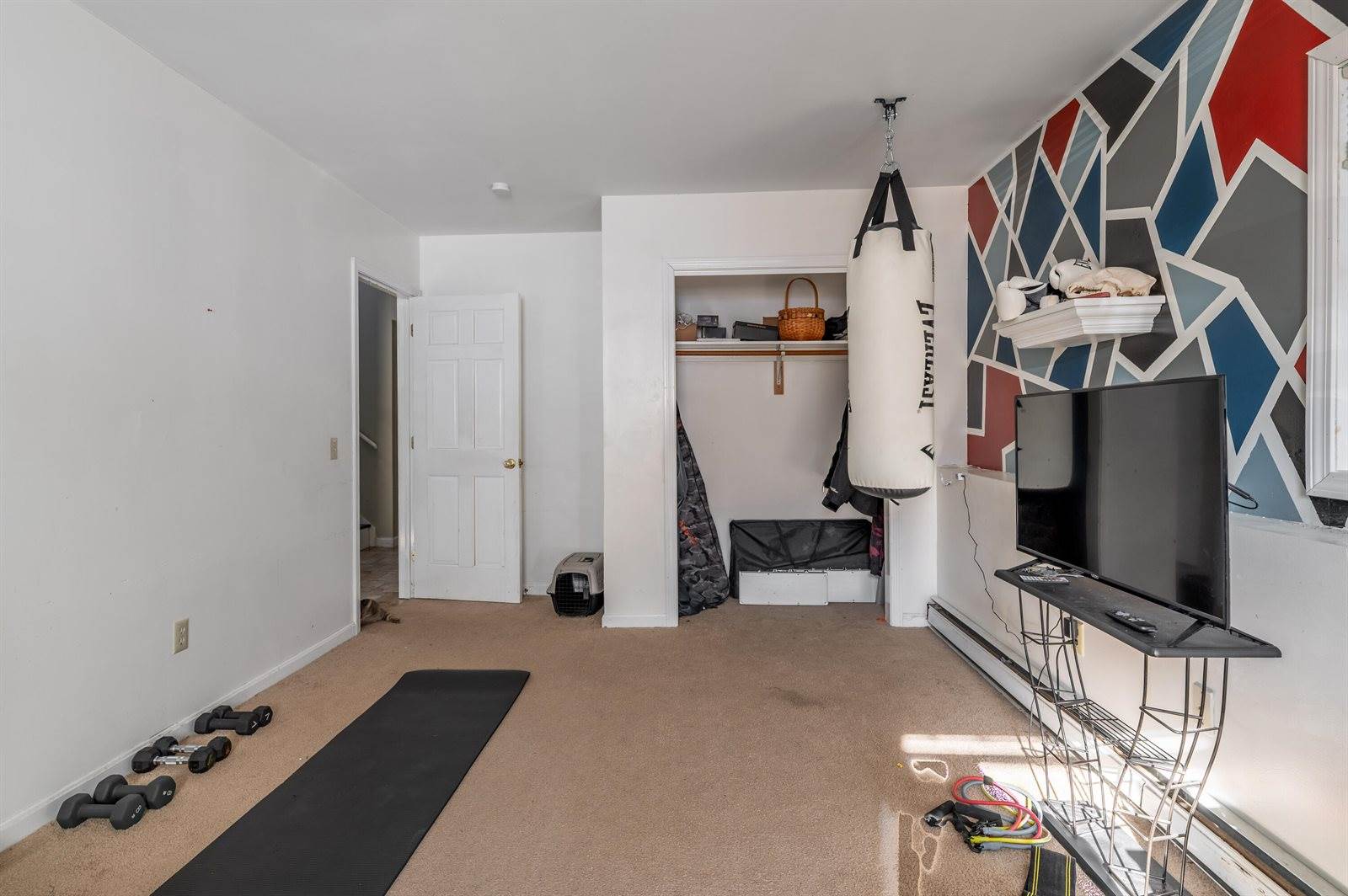 30 Yankee Avenue, Bangor, ME 04401