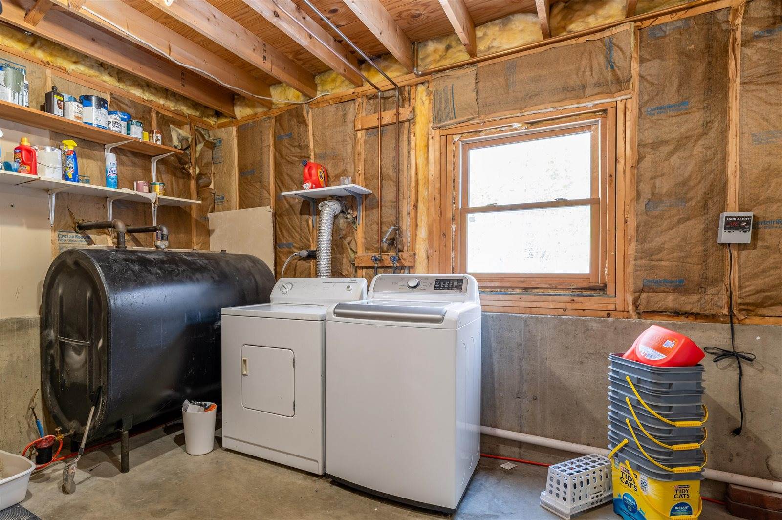 30 Yankee Avenue, Bangor, ME 04401