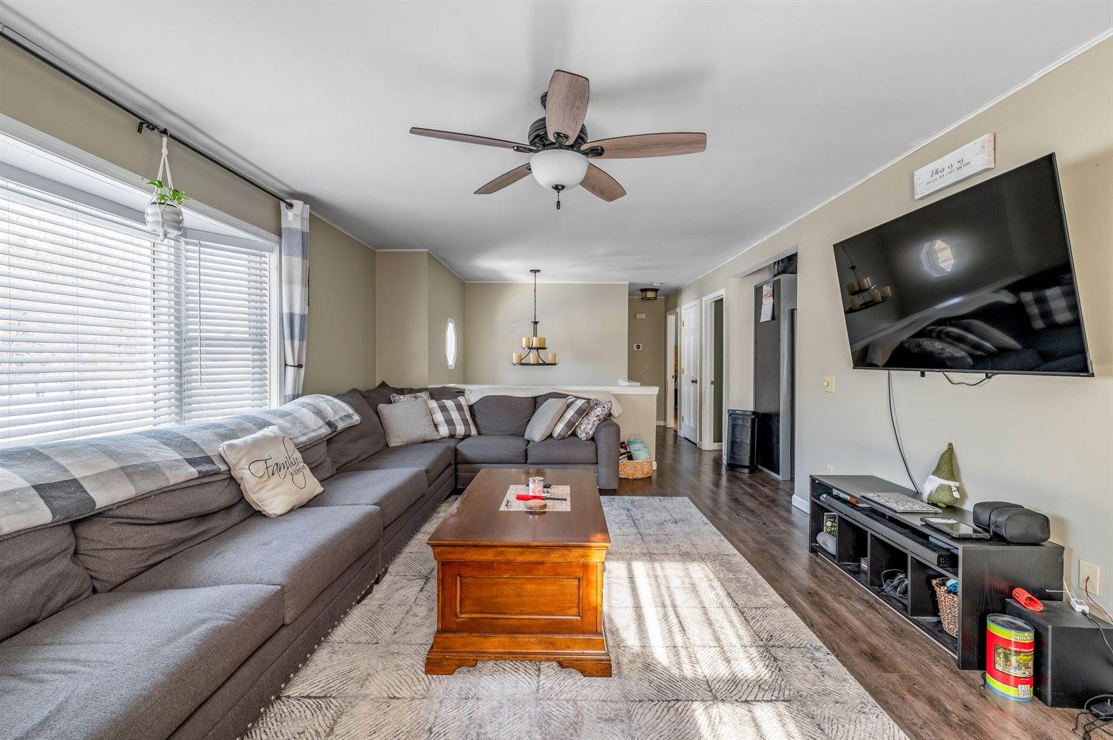 30 Yankee Avenue, Bangor, ME 04401