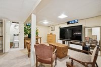 728 Montrose Avenue, Kalamazoo, MI 49008