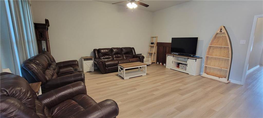 43087 Pineside Avenue, Prairieville, LA 70769