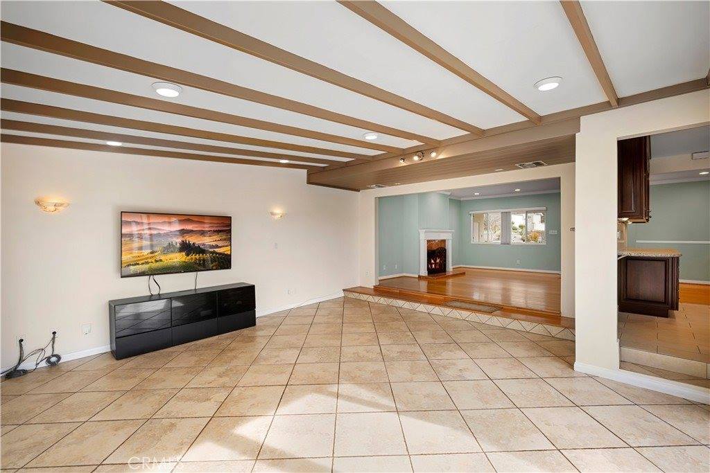 841 Irving, Burbank, CA 91504