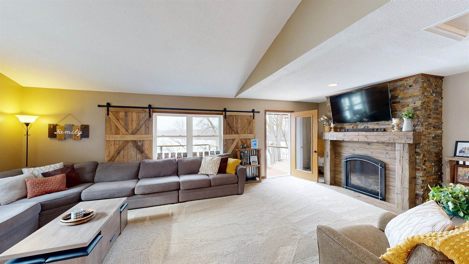 1213 Townsend St, La Crosse, WI 54601