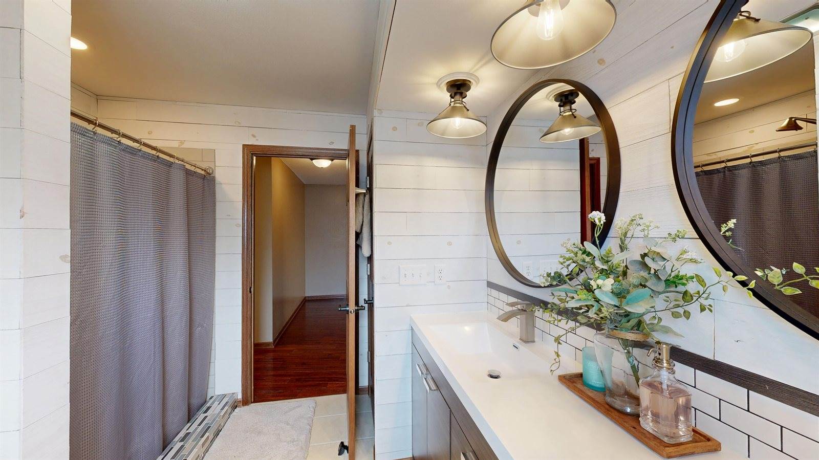 1213 Townsend St, La Crosse, WI 54601