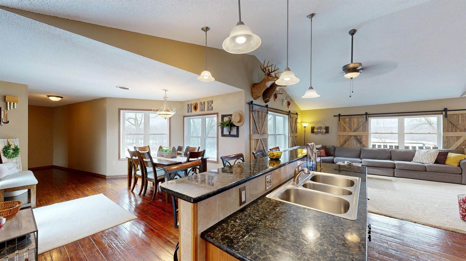 1213 Townsend St, La Crosse, WI 54601