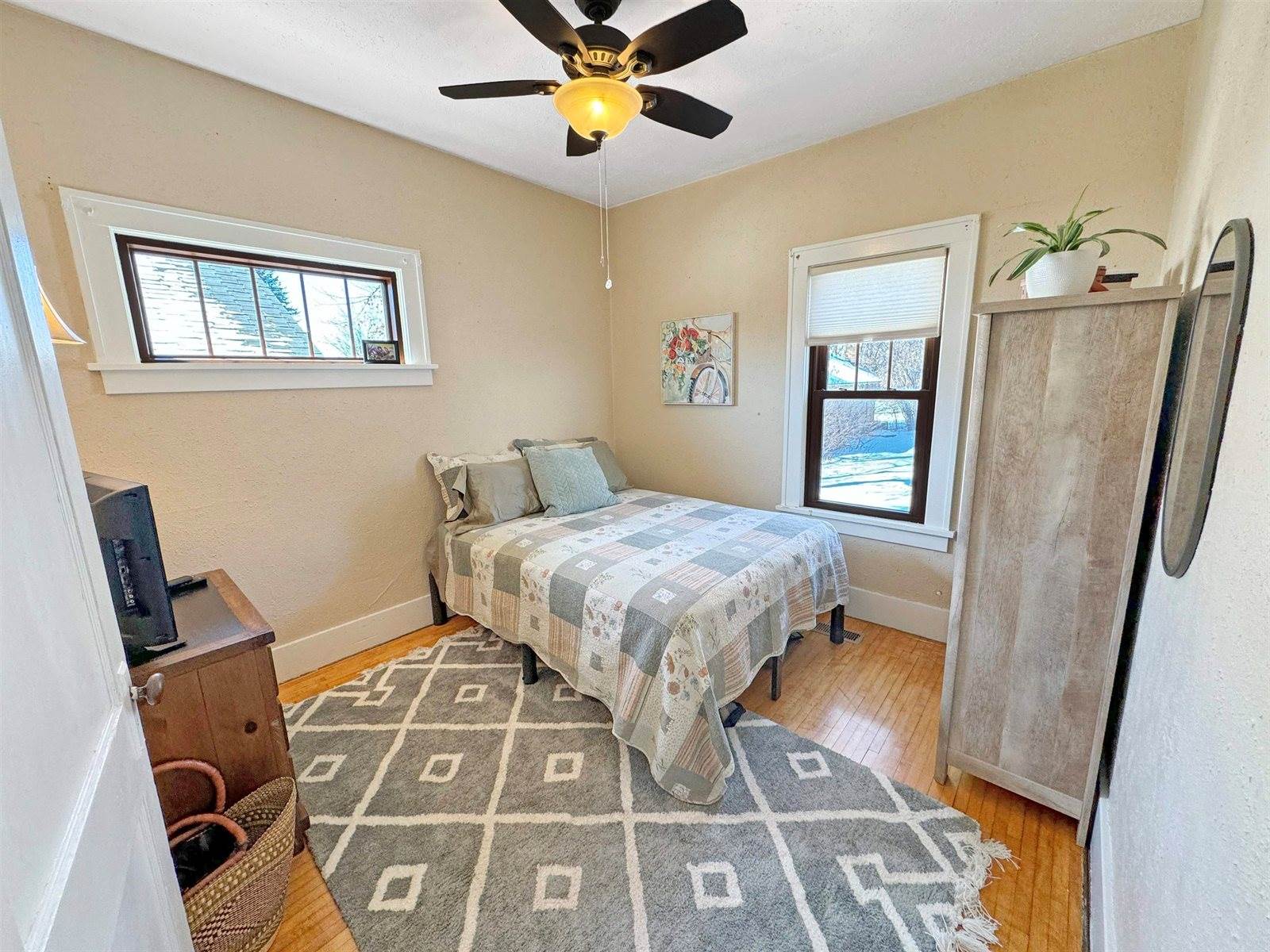 1021 1st St NW, Minot, ND 58703