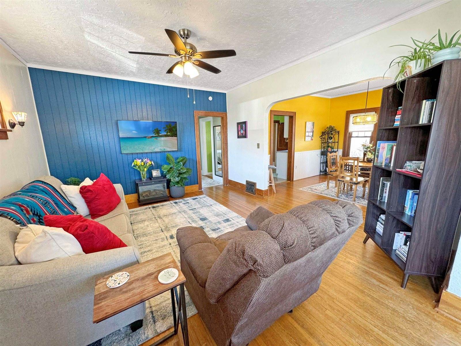 1021 1st St NW, Minot, ND 58703