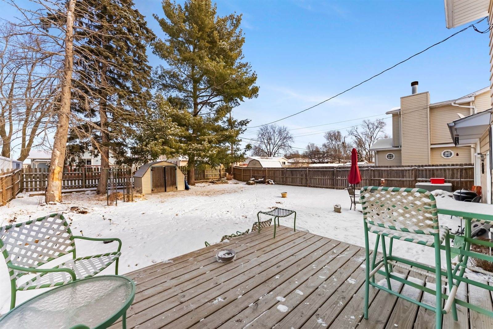 900 14TH Place, Camanche, IA 52730