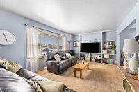 900 14TH Place, Camanche, IA 52730